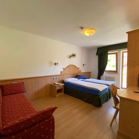 Camoscio Hotel Rocca Pietore