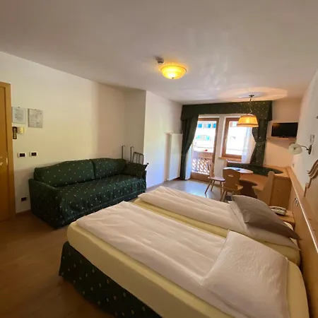 Camoscio 罗卡皮耶托雷